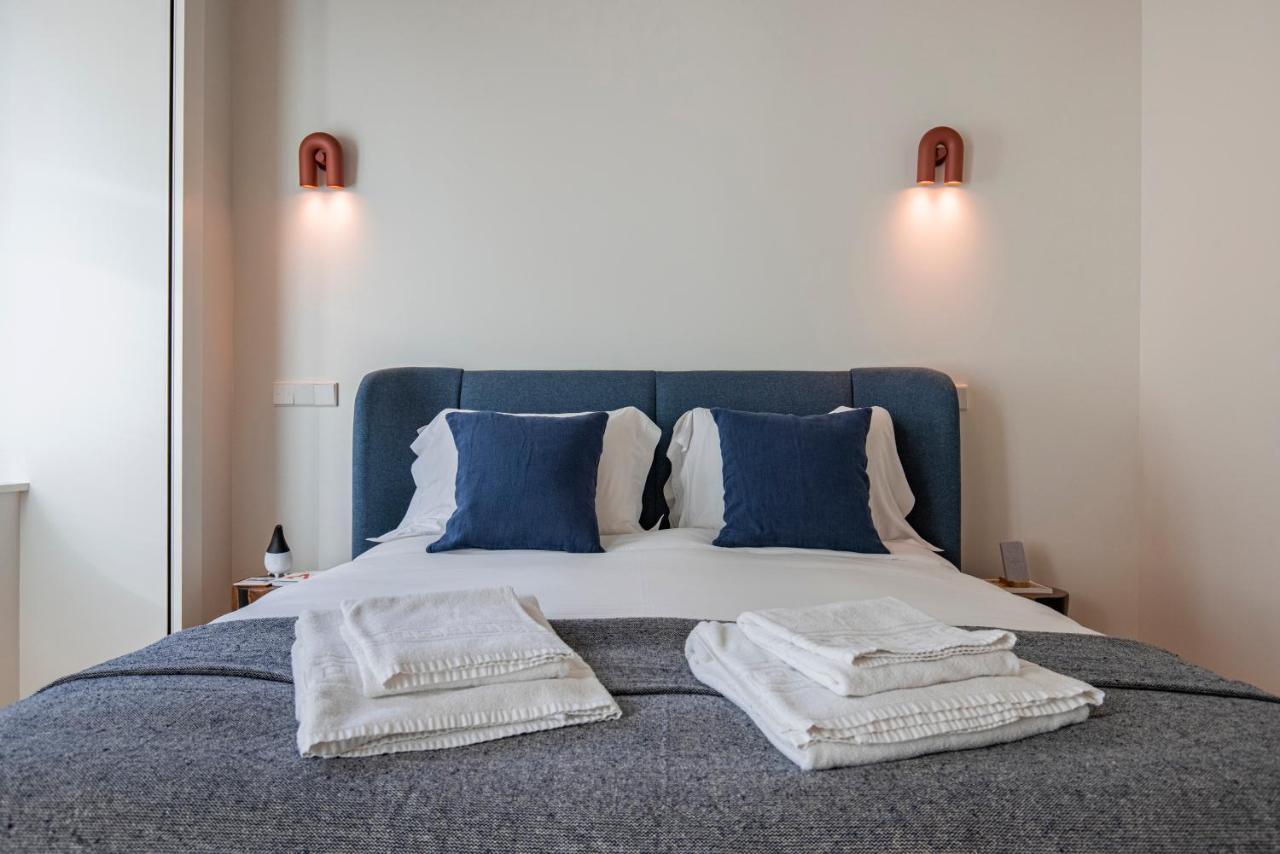 Deluxe 2bdr W/ Patio By Lovelystay Apartment Lisbon