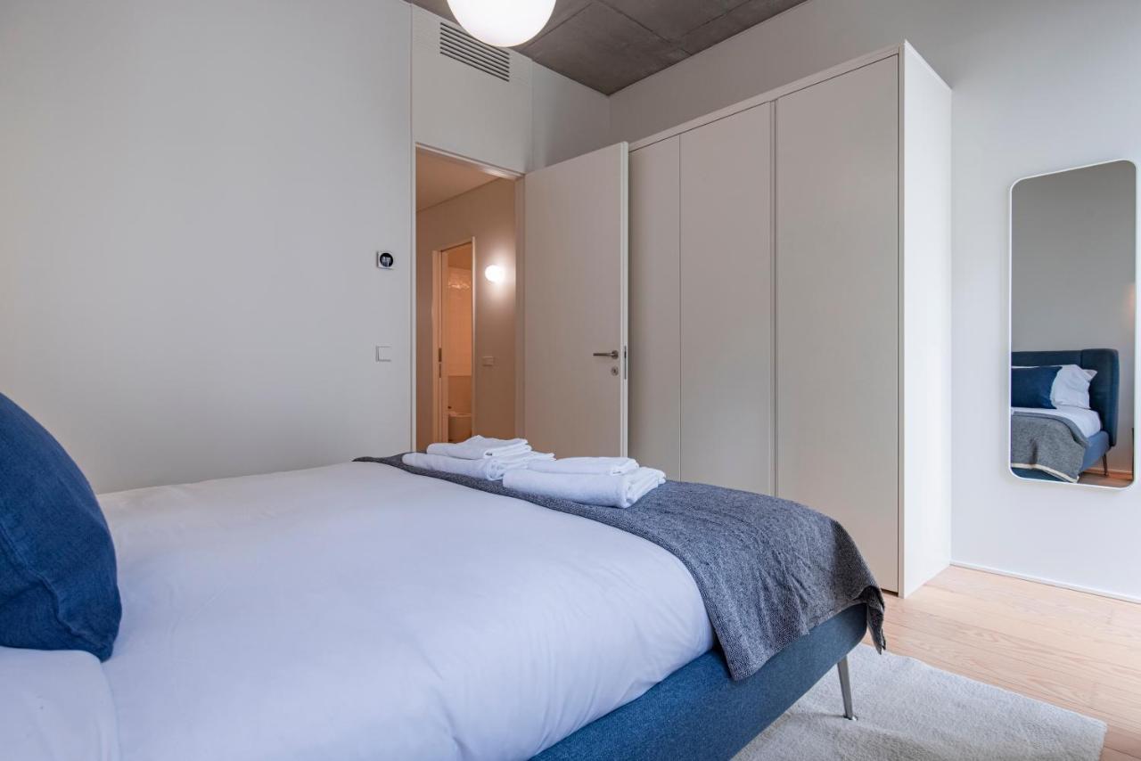 Deluxe 2bdr W/ Patio By Lovelystay Lejlighed Lisboa