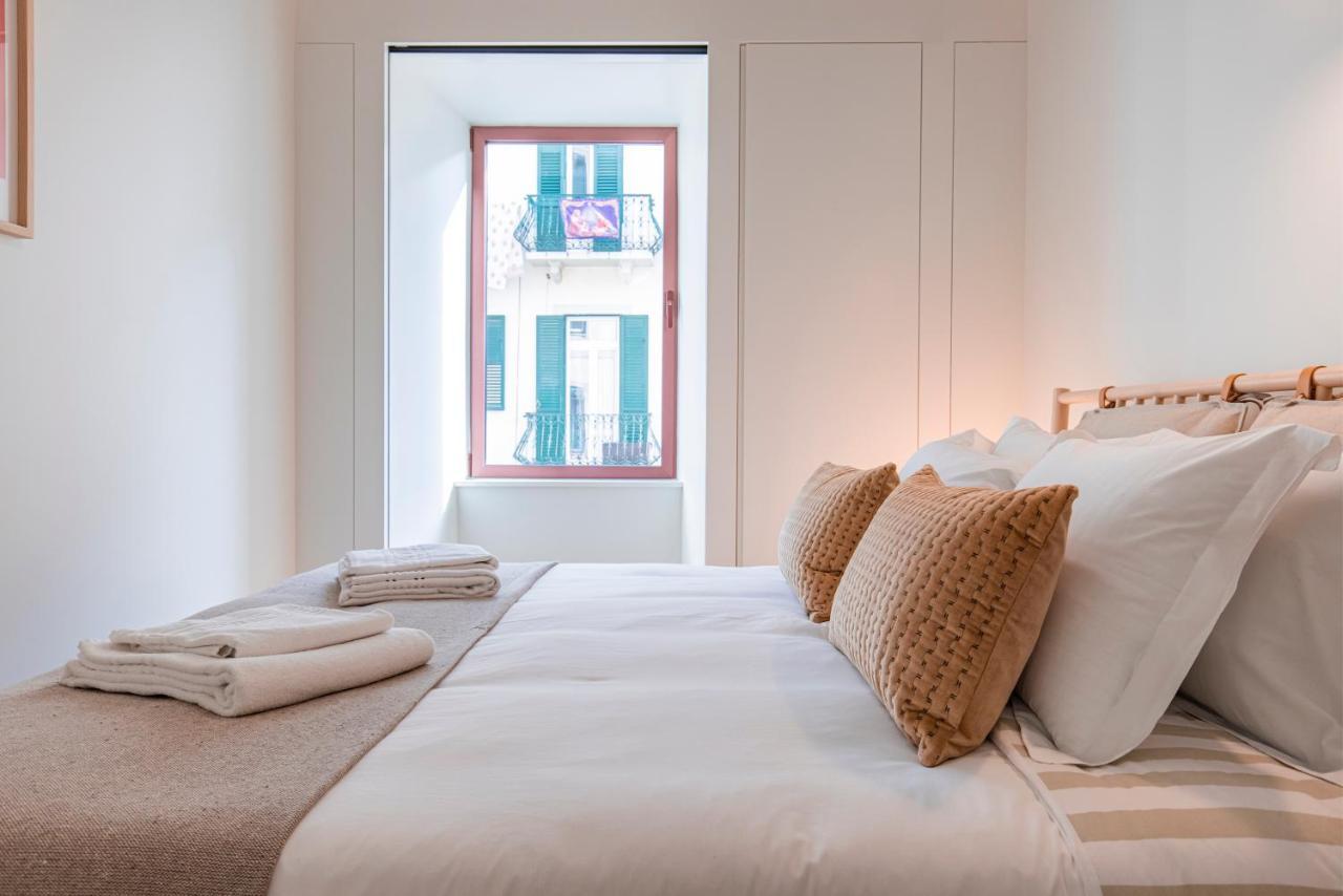 Lejlighed Deluxe 2bdr W/ Patio By Lovelystay Lisboa